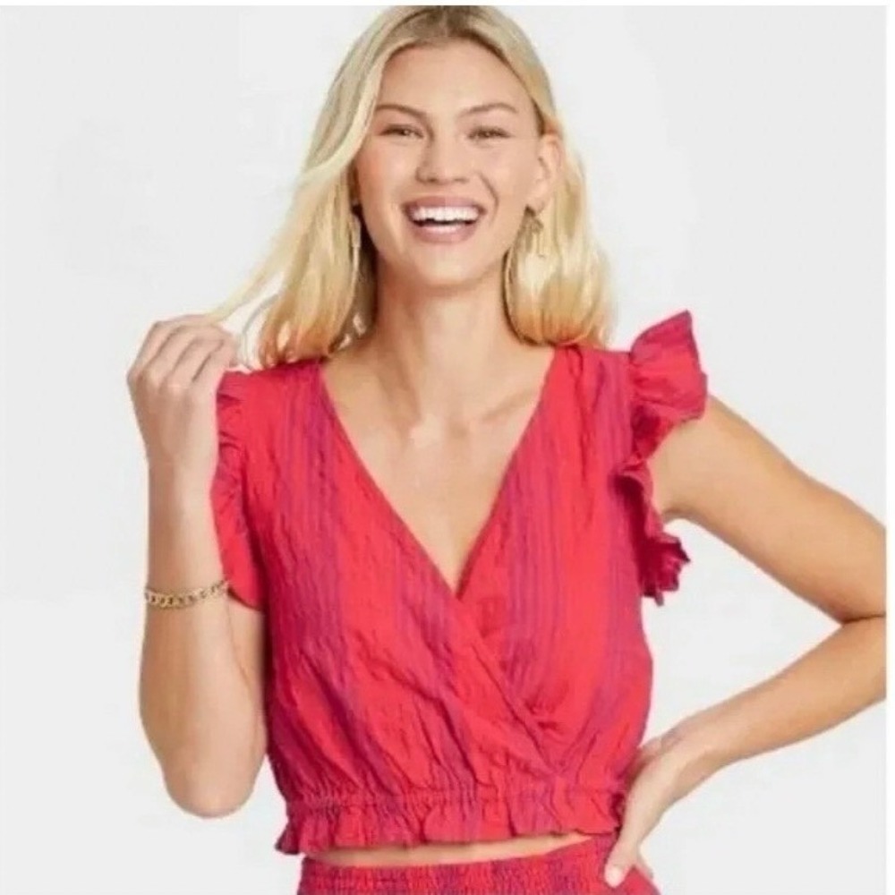 Universal Thread XL Red Purple Striped Flutter Sleeve Wrap Crop Top NWT - Picture 1 of 7